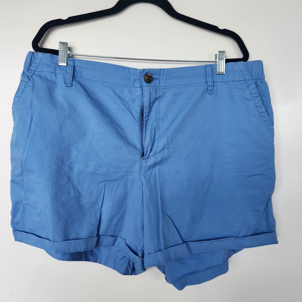 Old Navy Women's Light Blue Rolled-Hem Shorts